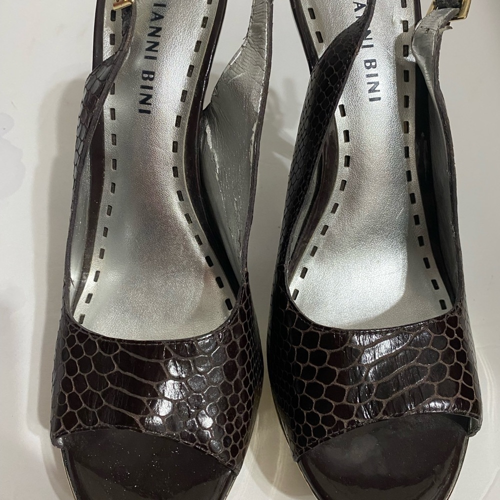 Gianni Bini Women's Brown Courts Size 8M - Picture 9 of 11
